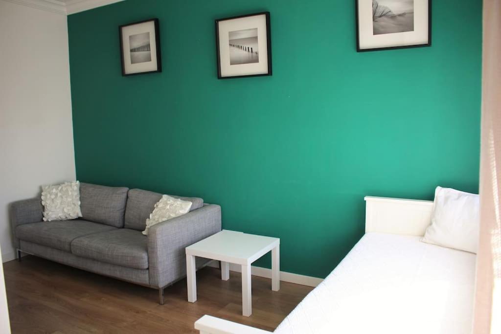 Sunny Apartment In Lissabon Exterior foto