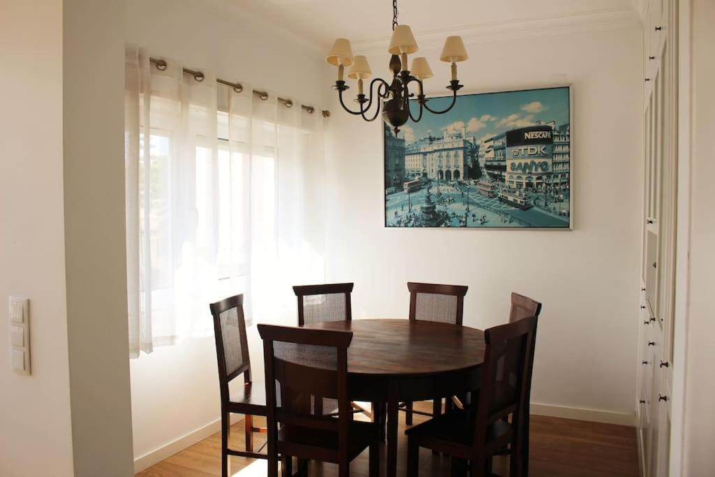 Sunny Apartment In Lissabon Exterior foto